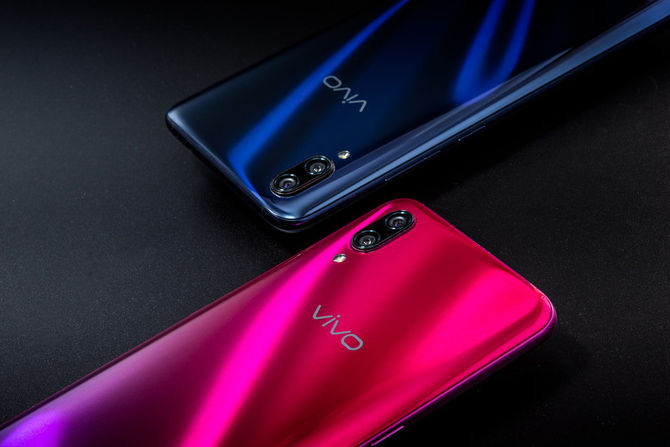 独有广角镜头+新一代屏幕解锁 vivo X23预约开