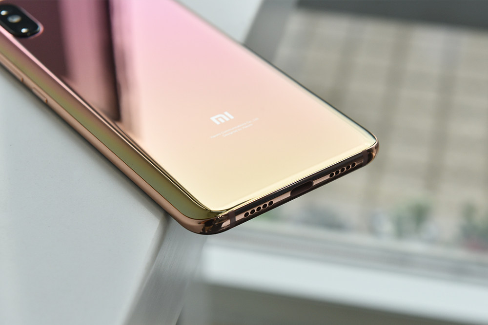 镜面渐变色暮光金 小米8屏幕指纹版开箱