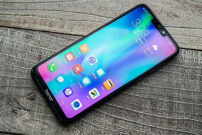 荣耀8C续航长体验:4000mAh大电池两天一充不