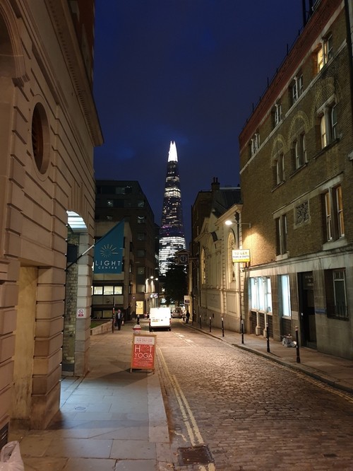 华为Mate20 Pro、iPhone XS Max、三星Note9 样张对比