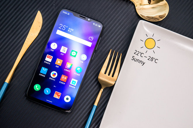 魅族X8和Note8游戏性能有惊喜？渐变色X8曝光