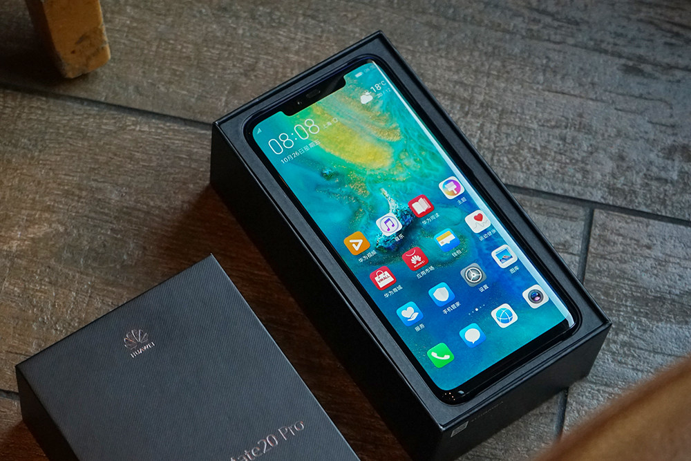 绝美渐变光影,致敬超跑经典 华为Mate 20 Pro极