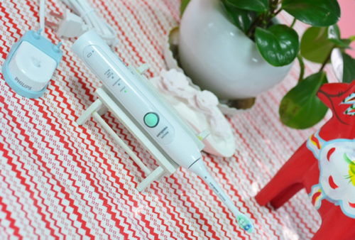 男神陈伟霆推荐这款电动牙刷-飞利浦HX6730