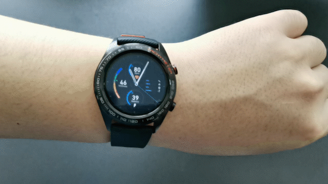 轻便长续航/24小时心率 荣耀手表评测