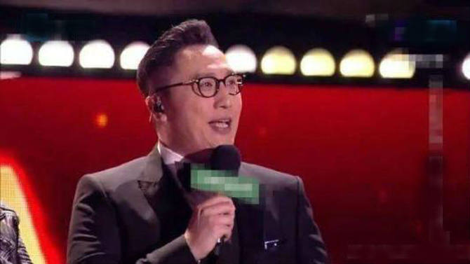 "名嘴"华少自爆发胖原因 运动过量会秃头?