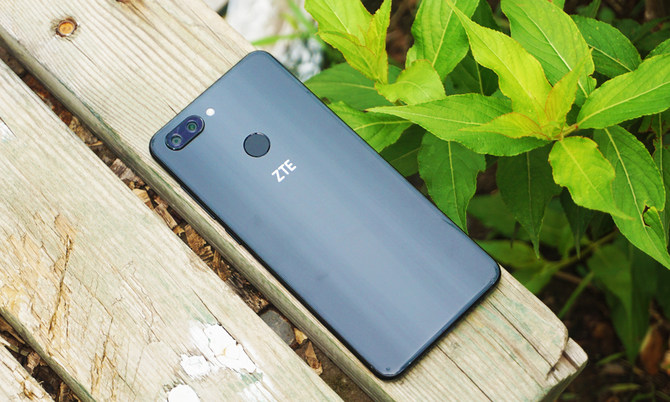 良心千元机!中兴Blade V9上手评测:暗光双摄和