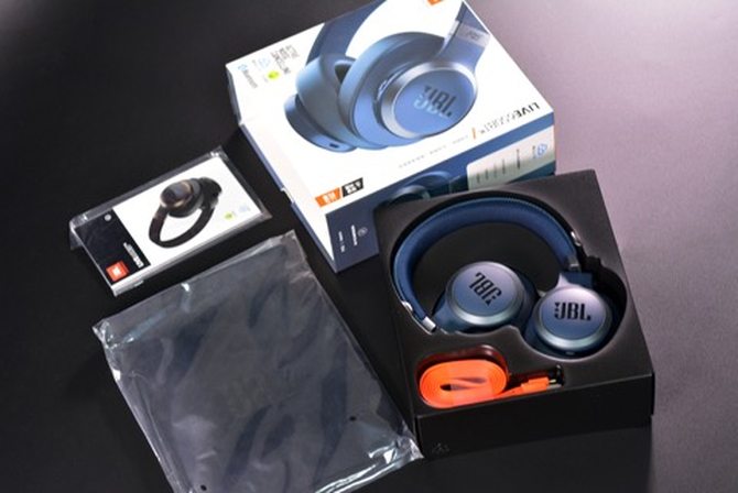 ȫ潵 JBL LIVE 650BTNCֶʽܶ