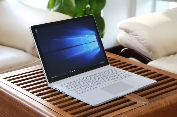 Surface Book 2 