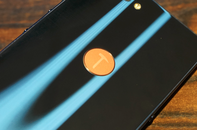 坚果Pro2S:2000元以内最值得交朋友的手机