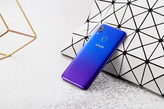 vivo U1ͼͣ4030mAh+6.2Ӣˮ