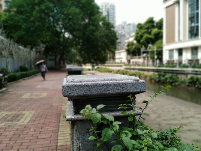 荣耀8X Max评测:千元机的视听享受让旗舰机也