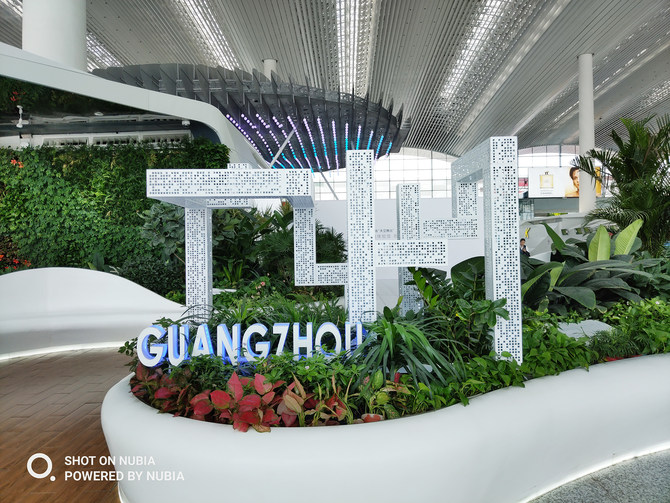 努比亚Z18评测:迟来的旗舰靠奇招翻盘?