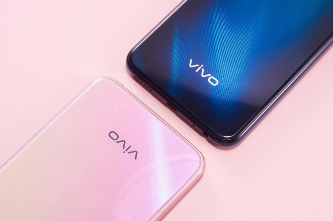 vivo Y3ͼͣ+ˮǧԪѧ
