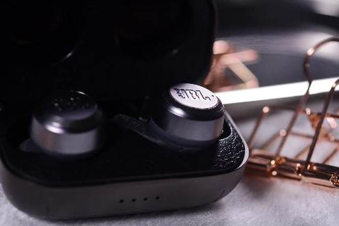 鶯 JBL T280TWS߶