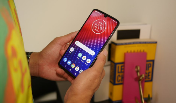 ʷֻMoto Z4ĸ½ֵ֧Android Q