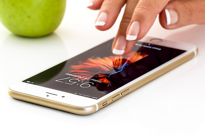 iPhone 5GϷƻƻ10ԪչӢضƽҵ