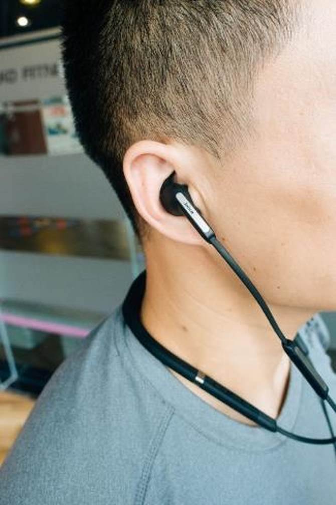 Ҫ ݲʽJabra Elite 65e
