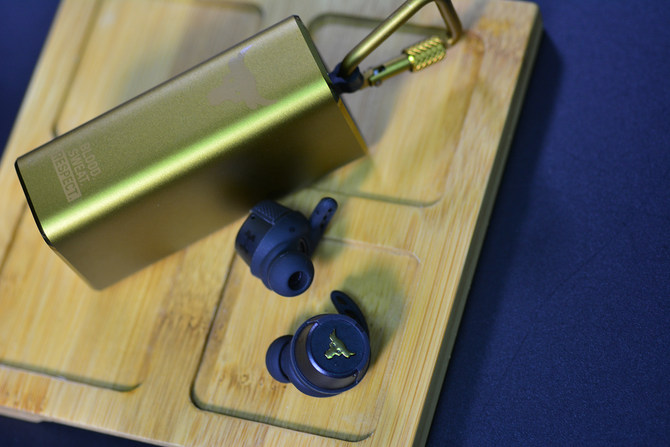 JBL/UA FLASH PROJECT ROCK ʯǿɭ˶