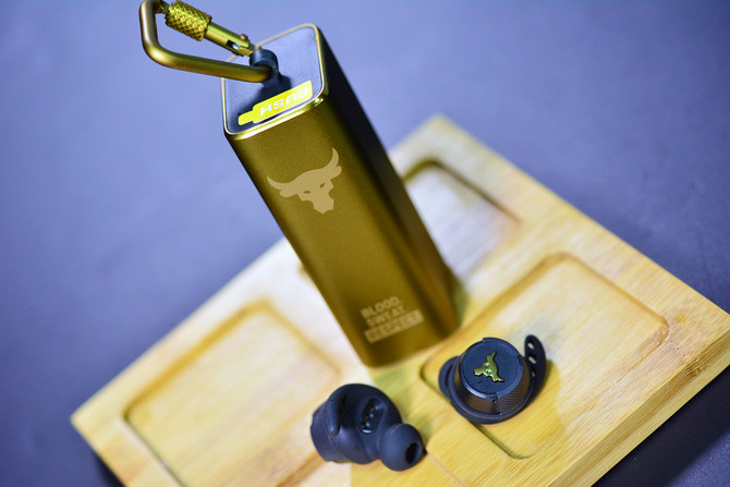 JBL/UA FLASH PROJECT ROCK ʯǿɭ˶