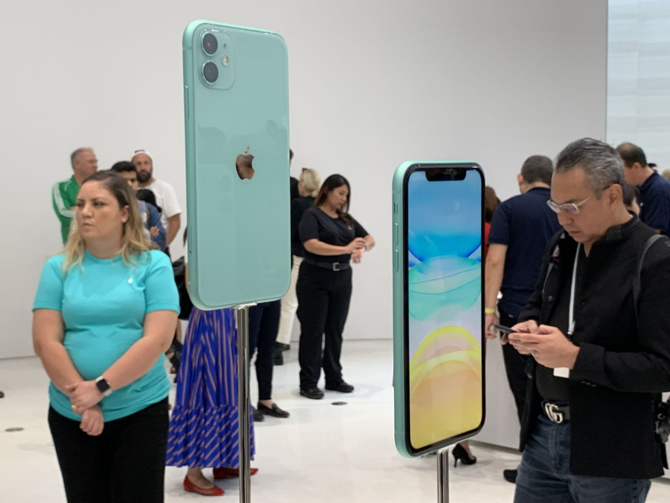 ȫ׷iPhone 11ϵƷѿԤԼ