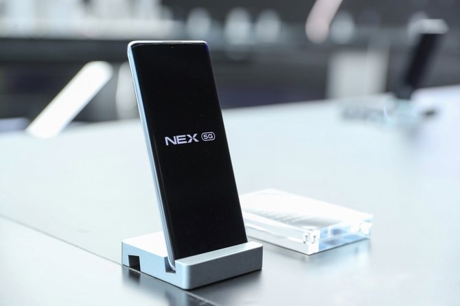 ٲ+855 Plus 5GNEX 3ʽ