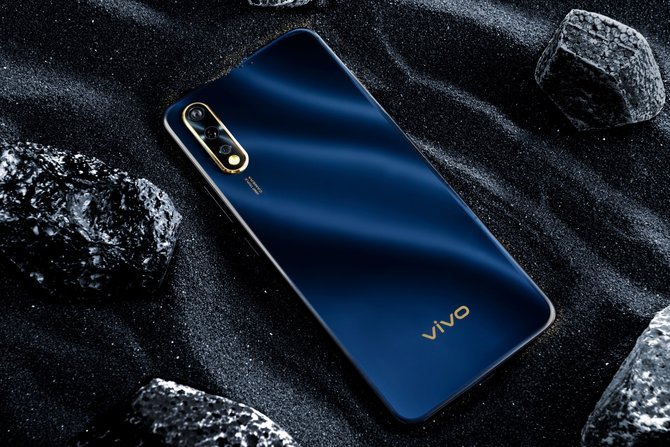 ָ˫11 vivo Z5ٻӰ1498ԪԤ