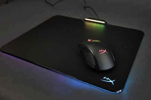 ʵ HyperXŮռRGBϷ