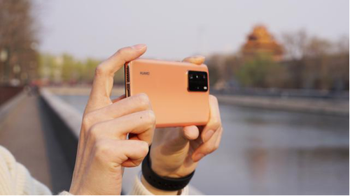 ΪP40ϵе iPhone SEԶѧ