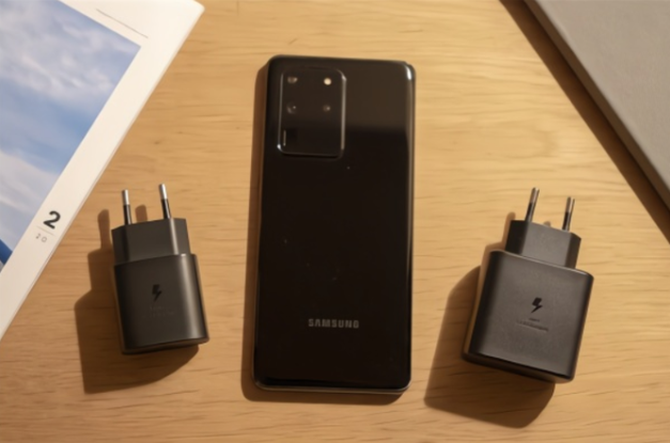 Galaxy S21ع⣬Ի˫ƽ̨