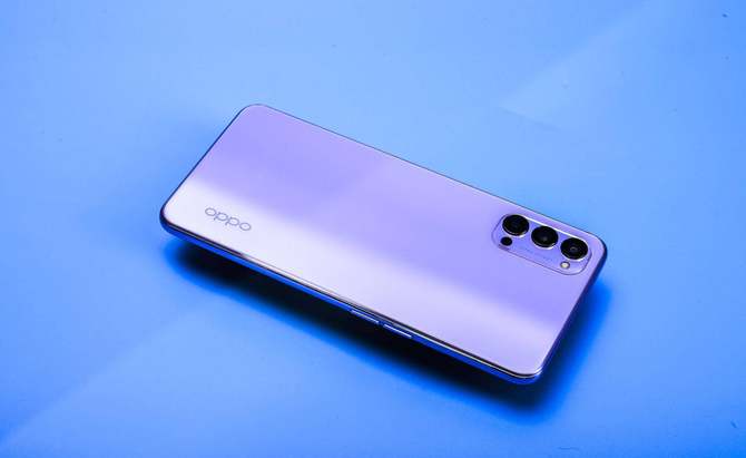 OPPO Reno4��Ʒ���䣺�˱�������ײ������������