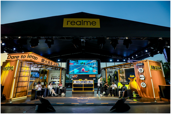 realme ����Q3 ϵ�п��ۼ�ն���ƽ̨������ڣ�Pop-up �����ө����