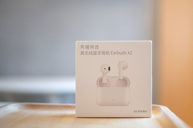 荣耀亲选earbuds x2上手:百元入门级tws蓝牙耳机首选