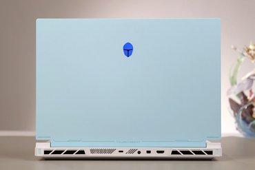 搭载锐龙 9 9850HX处理器，雷神猎刃S Ultra 评测：颜值出众，性能超绝