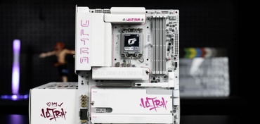 七彩虹iGame Z890 Ultra-S W评测：供电强、颜值高 270K Plus好搭档