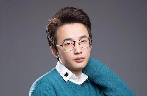 王者荣耀教练寒夜直播道歉:不该鄙视英雄联盟