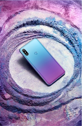 势头强劲 motorola p30今日京东正式预约