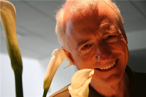 计算机科学家拉里·特斯勒（Larry Tesler）于本周一去世，享年74岁