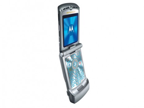 致敬razr V3，razr 5G经典重燃