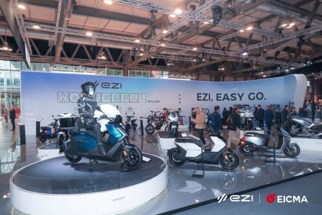 EICMA 2025 重新定义电动轻出行，EM05成欧洲年轻人第一辆智能电动车