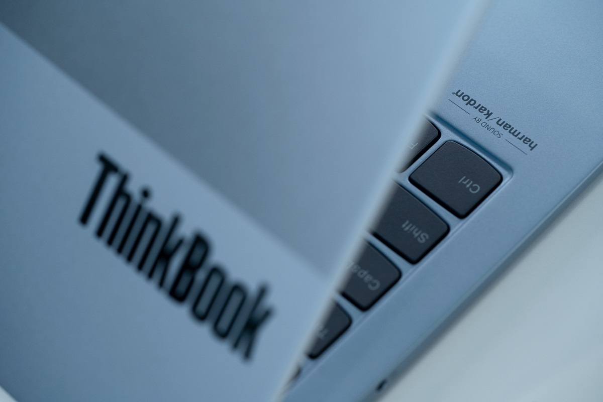 破冰青年职场新风尚，ThinkBook 13x冰雪蓝正式开售