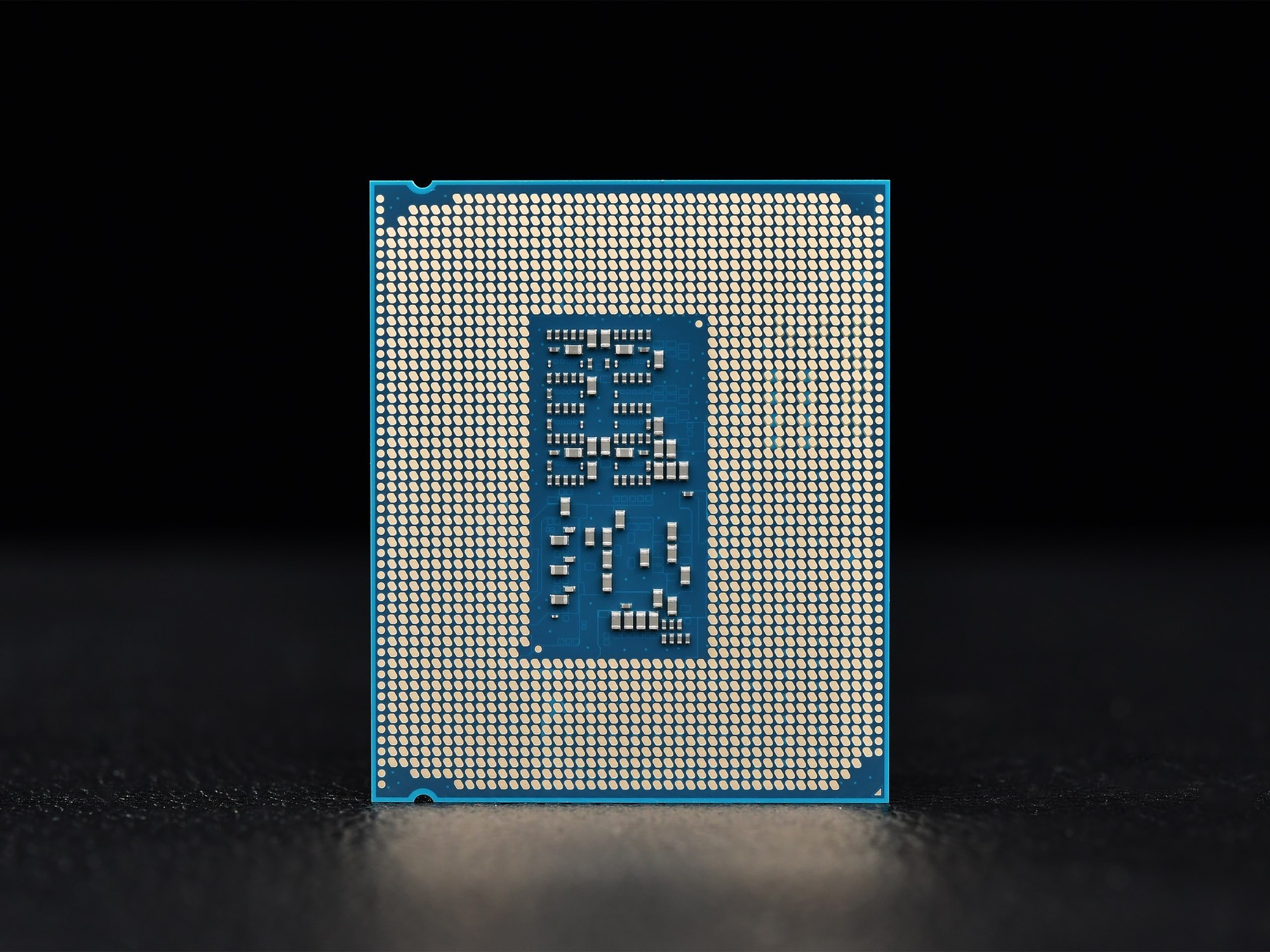 酷睿Ultra 7 270K/5 250K Plus处理器首测:多核、游戏、渲染性能暴增