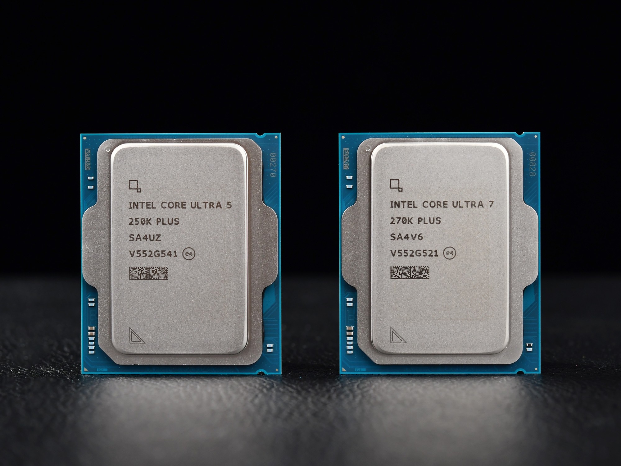 酷睿Ultra 7 270K/5 250K Plus处理器首测:多核、游戏、渲染性能暴增