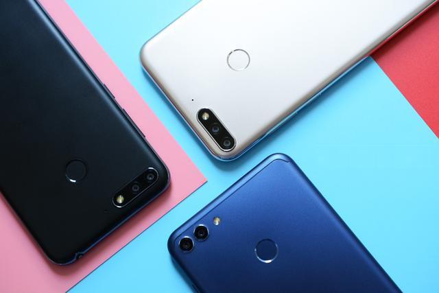 手机太卡了怎么办华为畅享8 142217.jpg