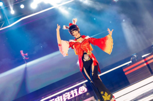 打破二次元电竞壁垒,虎牙EAF次元电竞节佐证