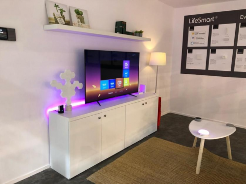 LifeSmart云起亮相西班牙SICUR展会，打造未来家居