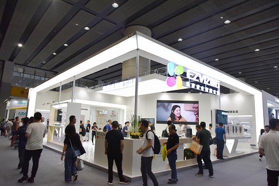 萤石携新品亮相广州建博会解锁智慧生活新场景