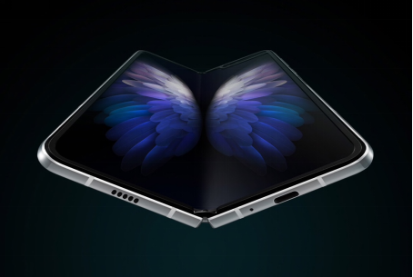 从心出发 心系天下三星W20 5G探索心灵旅程