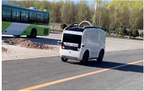 Unmanned Apollo disinfection of vehicles to Wuhan