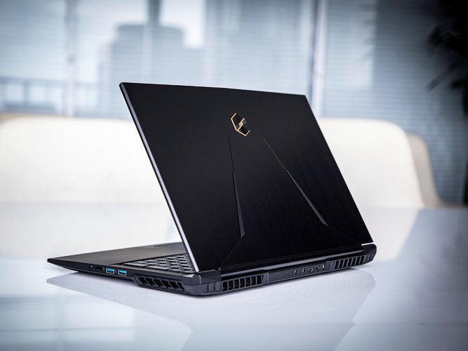 机械革命深海泰坦x8ti-plus评测