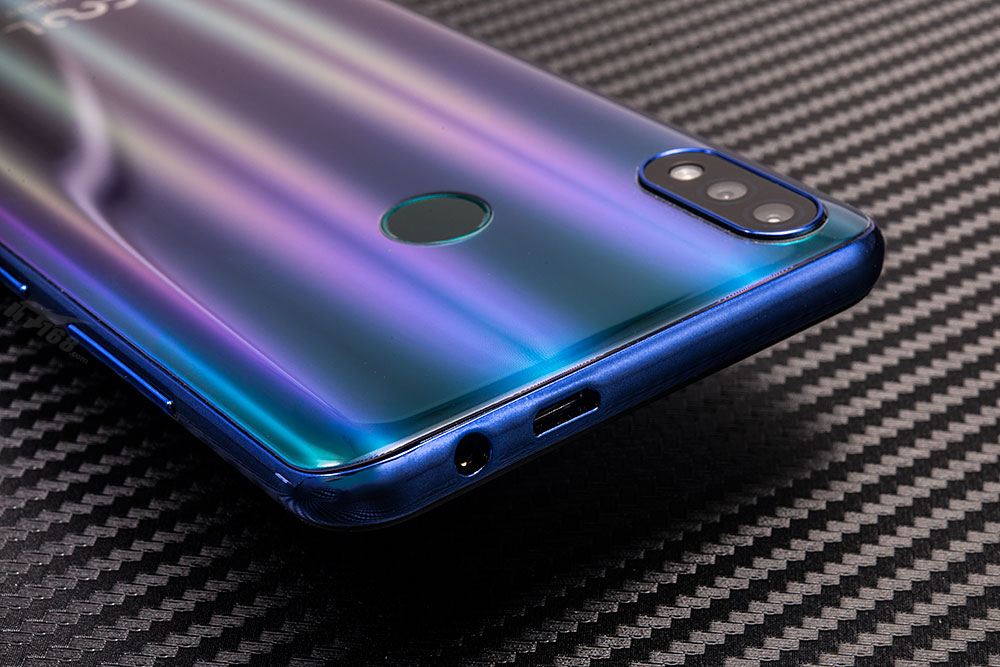 炫彩后盖炫美光影 酷派酷玩7c图赏